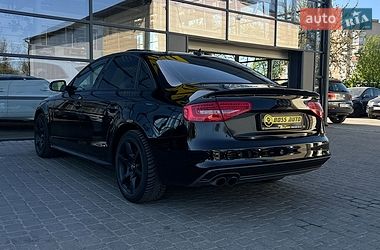 Седан Audi A4 2013 в Ивано-Франковске
