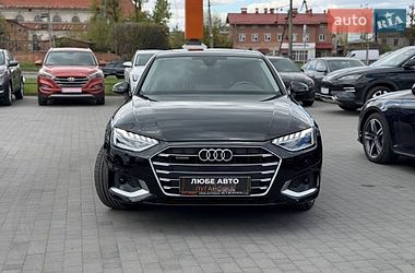 Седан Audi A4 2020 в Львові