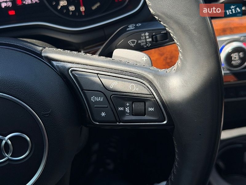 Седан Audi A4 2018 в Виннице