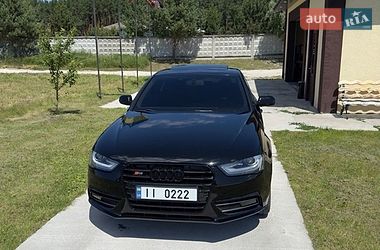 Седан Audi A4 2012 в Макарові