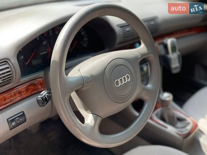 Универсал Audi A4 2000 в Виннице