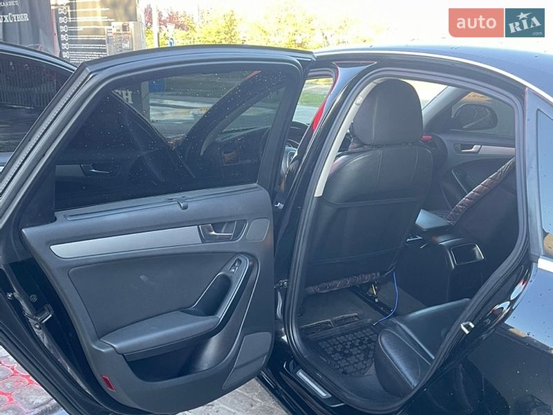 Седан Audi A4 2008 в Львове