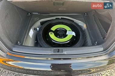 Седан Audi A4 2016 в Луцьку