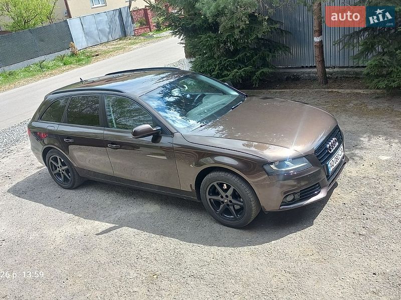 Універсал Audi A4 2011 в Ужгороді