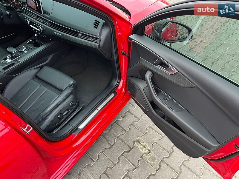 Седан Audi A4 2016 в Одессе