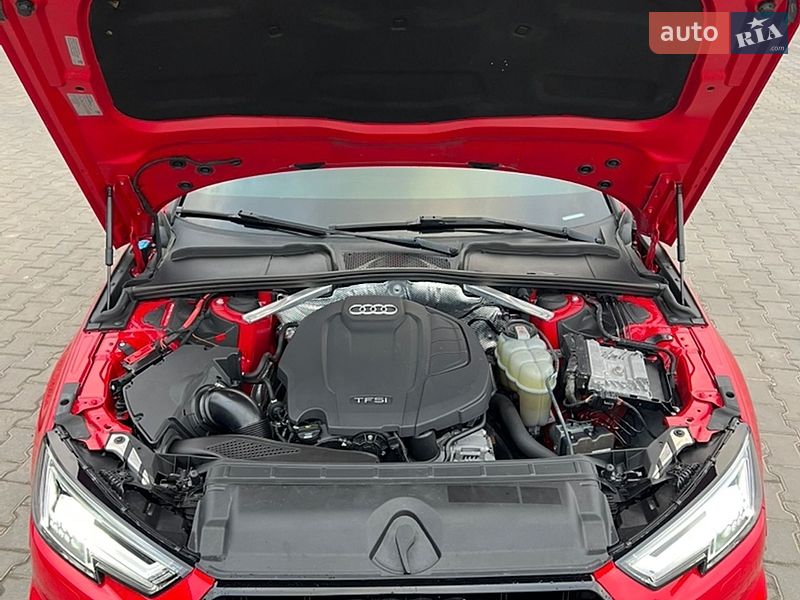 Седан Audi A4 2016 в Одессе