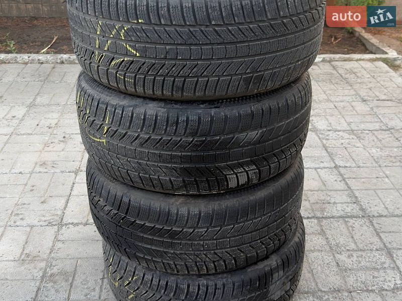 Седан Audi A4 2015 в Киеве