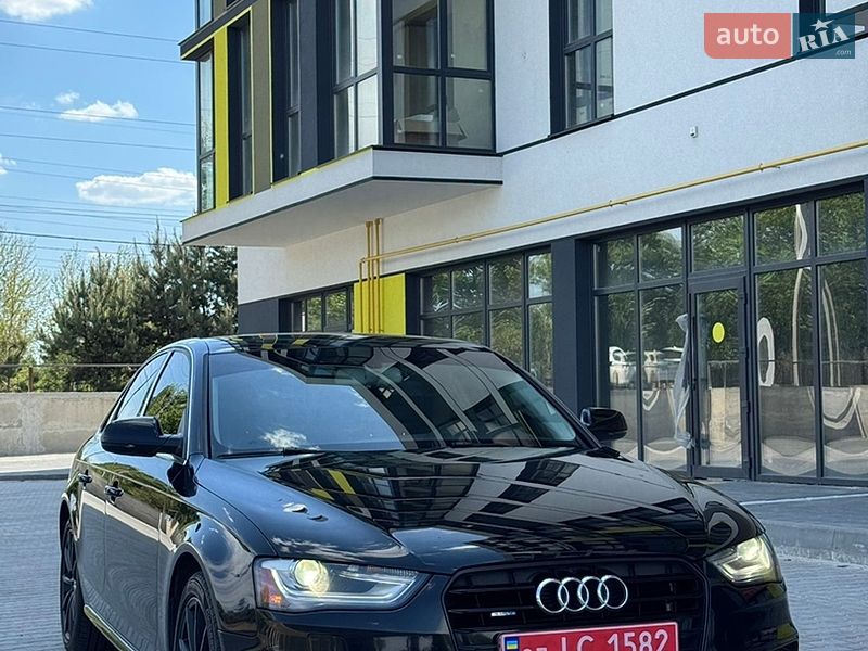 Седан Audi A4 2015 в Луцке