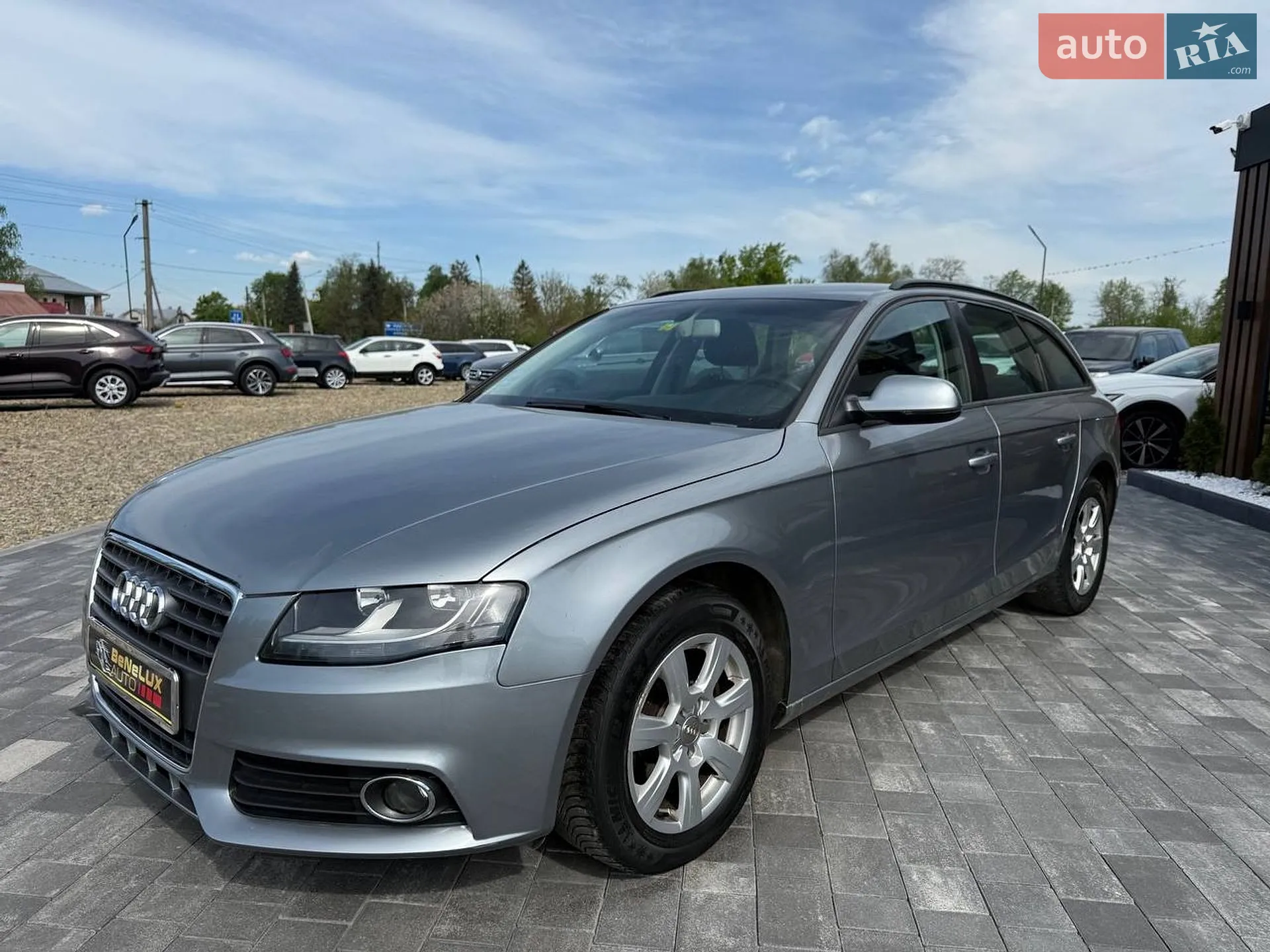 2010 Audi A4 - мініатюра 5