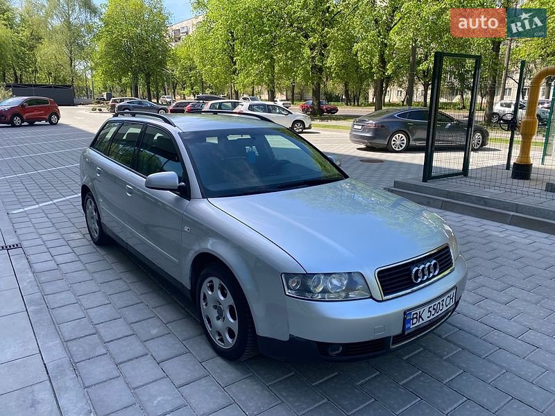 Універсал Audi A4 2002 в Рівному