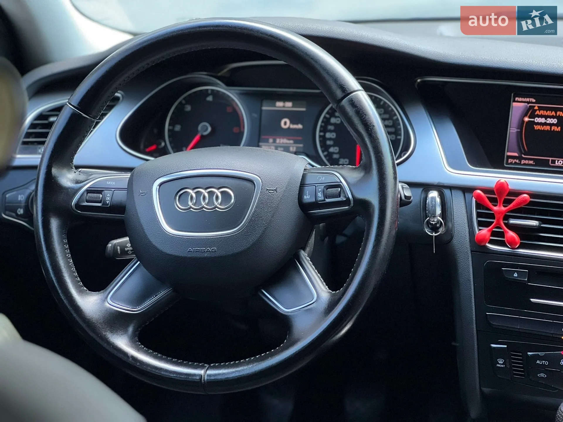 2012 Audi A4 - мініатюра 9