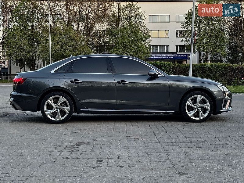 Седан Audi A4 2020 в Львове