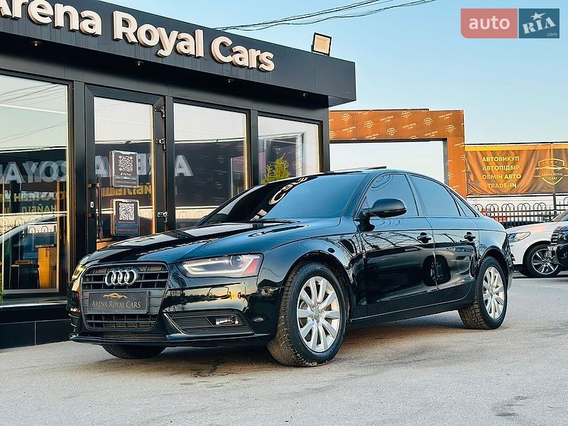 Седан Audi A4 2012 в Харькове