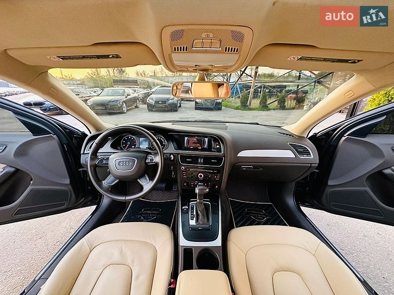 Седан Audi A4 2012 в Харькове