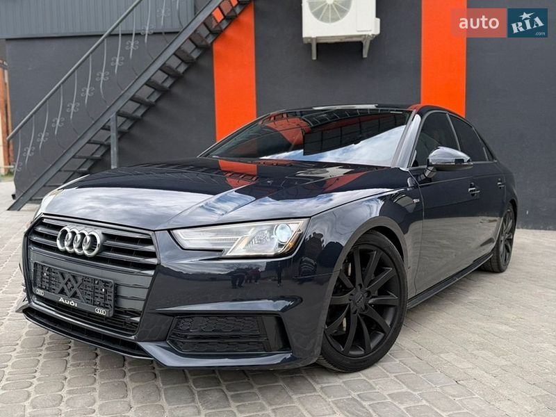 Седан Audi A4 2018 в Дубні