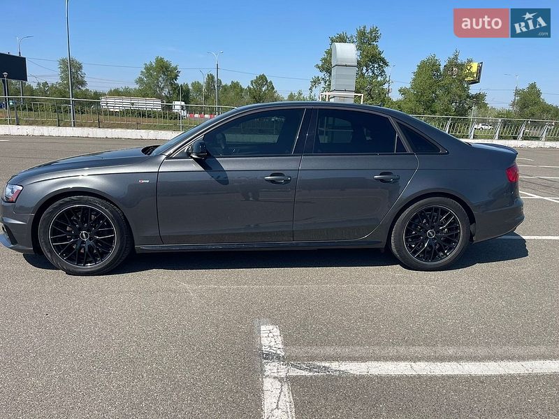 Седан Audi A4 2015 в Києві