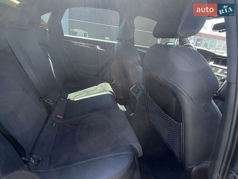 Седан Audi A4 2015 в Києві