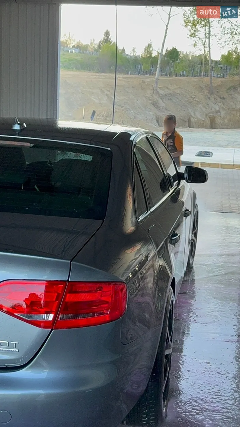 2011 Audi A4 - мініатюра 2