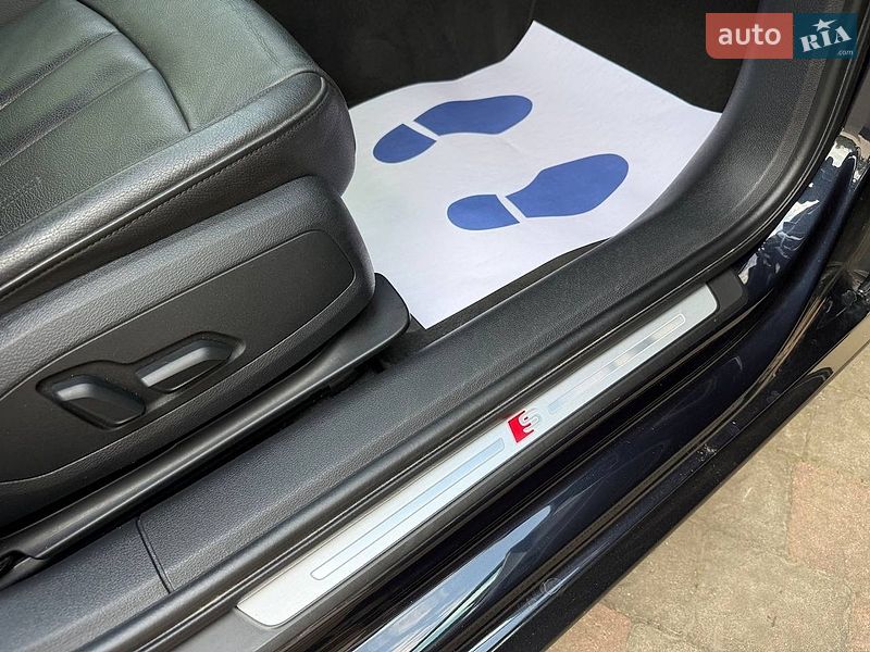 Седан Audi A4 2018 в Стрые