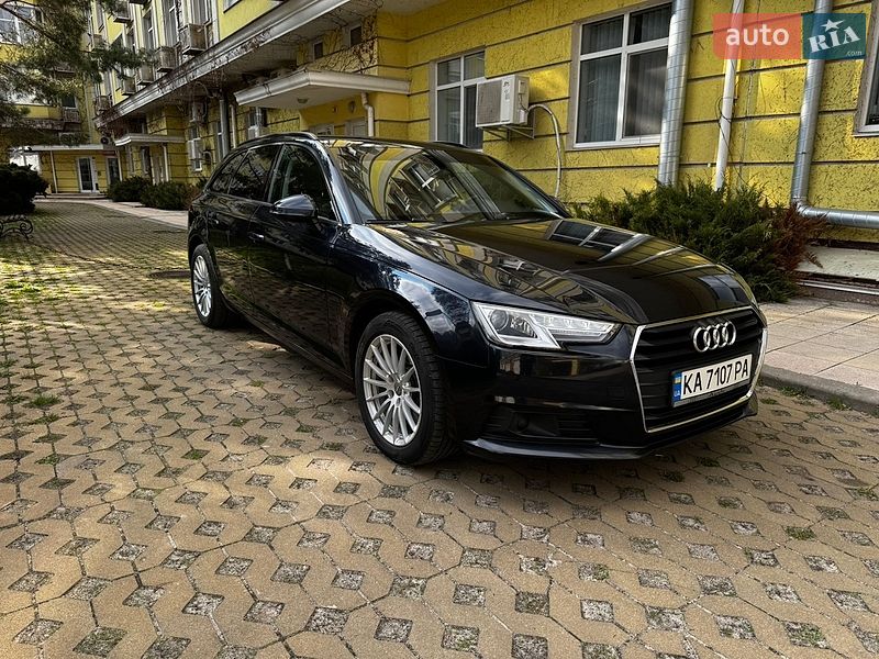 Універсал Audi A4 2018 в Києві