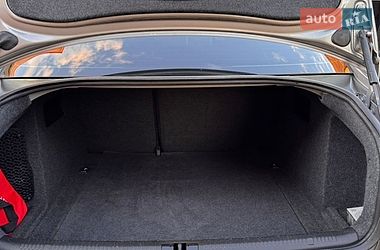 Седан Audi A4 2004 в Калиновке