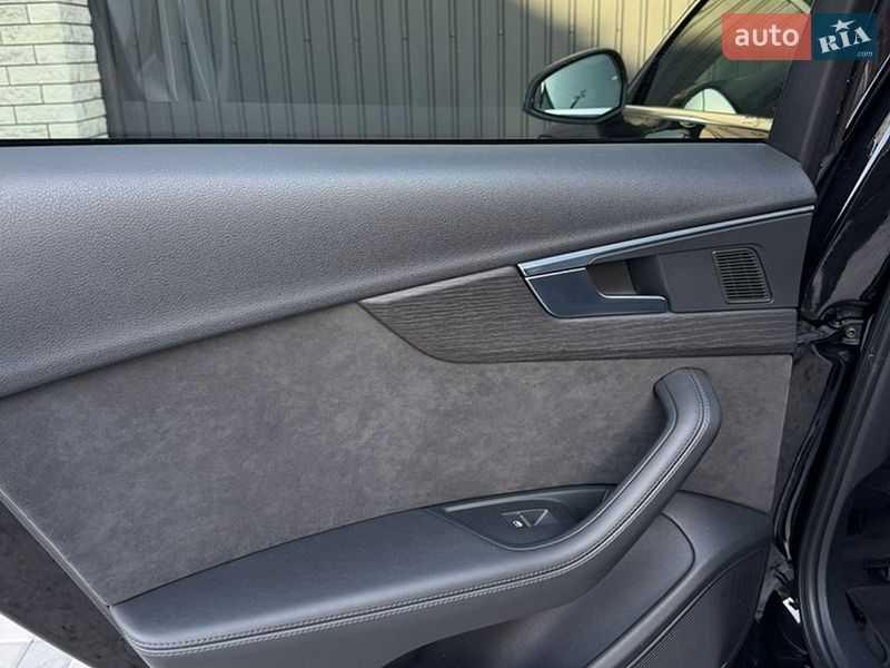 Универсал Audi A4 2016 в Киеве