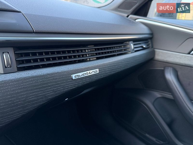 Универсал Audi A4 2016 в Киеве