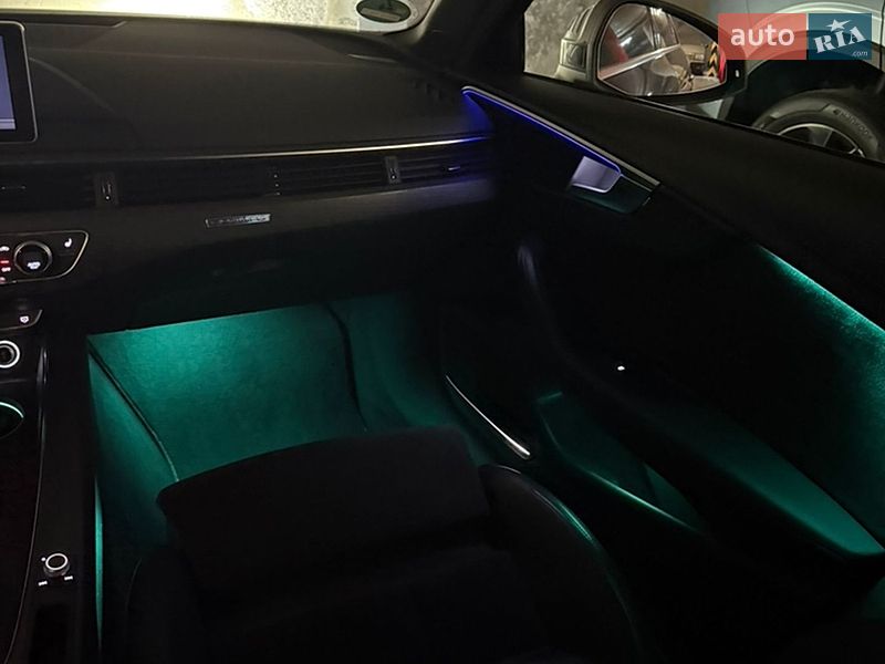 Универсал Audi A4 2016 в Киеве