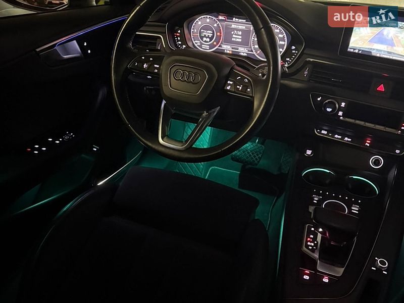 Универсал Audi A4 2016 в Киеве