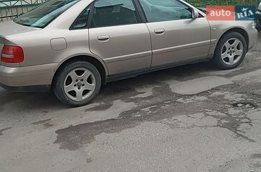 Седан Audi A4 2000 в Тернополі