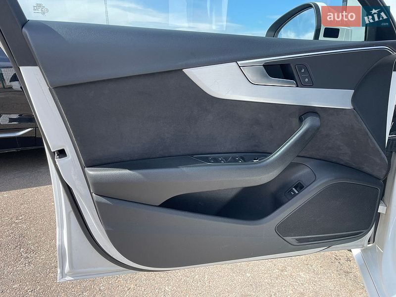 Універсал Audi A4 2017 в Києві