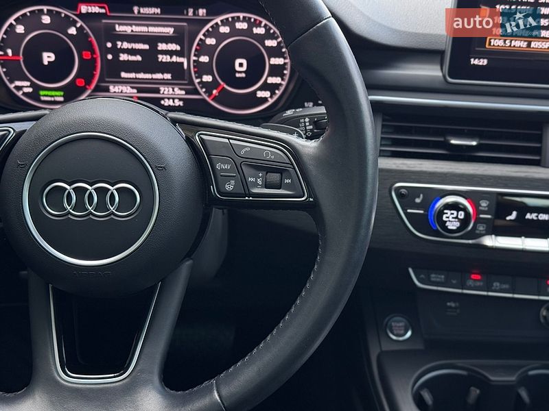 Седан Audi A4 2018 в Києві