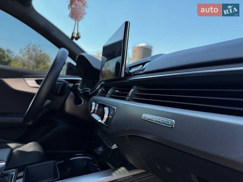 Седан Audi A4 2022 в Вінниці