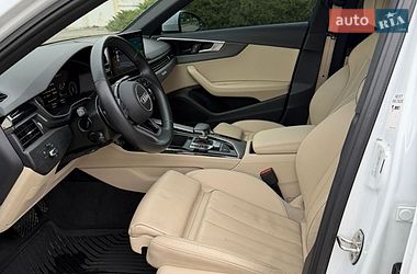 Седан Audi A4 2022 в Киеве