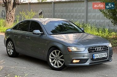 Седан Audi A4 2012 в Києві