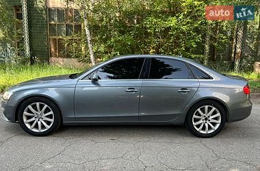 Седан Audi A4 2012 в Києві