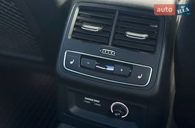 Седан Audi A4 2020 в Киеве