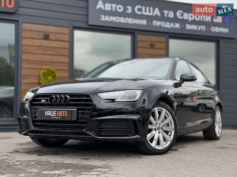 Седан Audi A4 2015 в Шептицькому