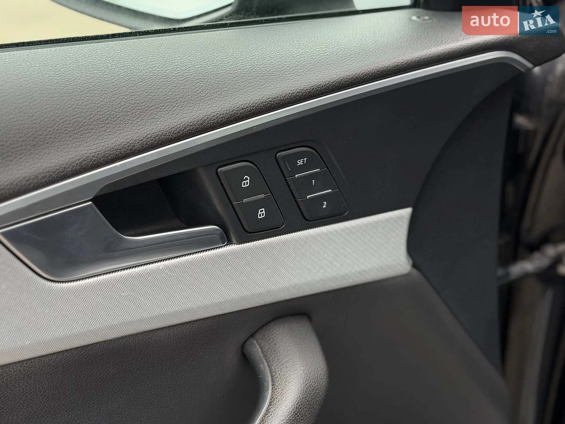 2015 Audi A4 - мініатюра 27