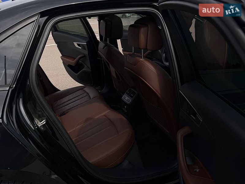 Седан Audi A4 2017 в Житомире