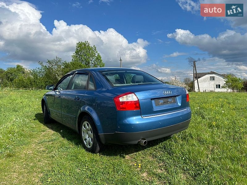 Седан Audi A4 2001 в Дрогобыче