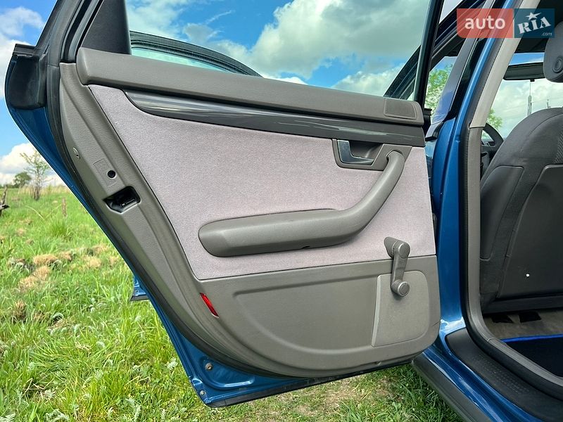 Седан Audi A4 2001 в Дрогобыче