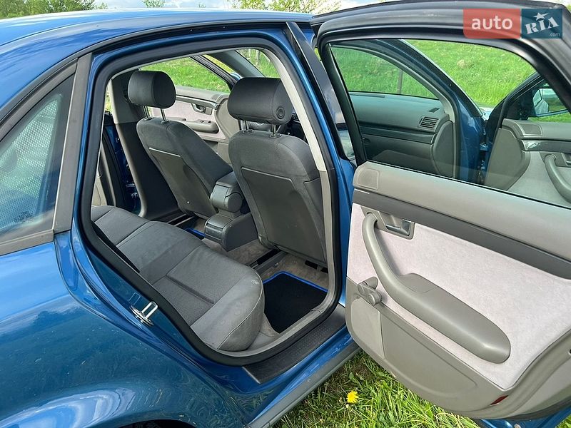Седан Audi A4 2001 в Дрогобыче