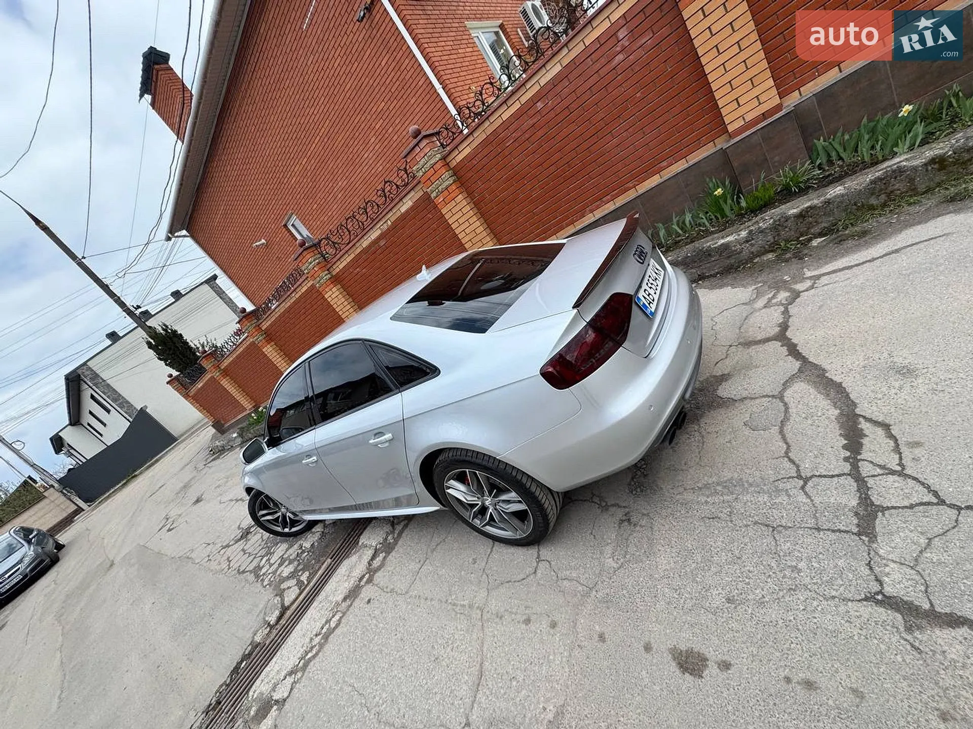2011 Audi A4 - мініатюра 2