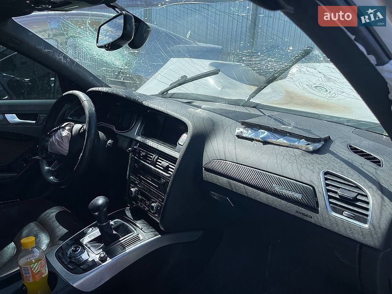 Седан Audi A4 2013 в Тернополе