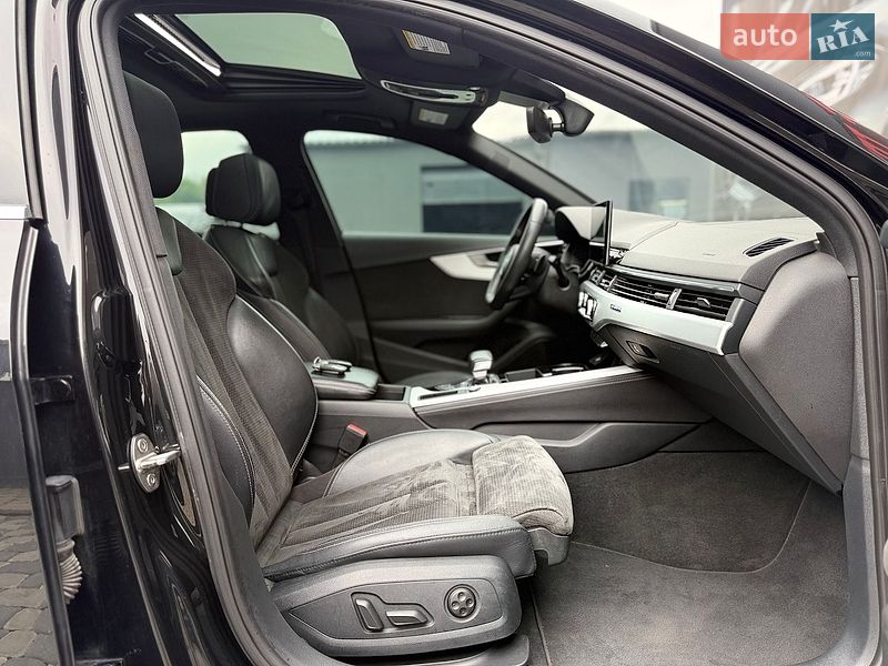 Седан Audi A4 2020 в Львові