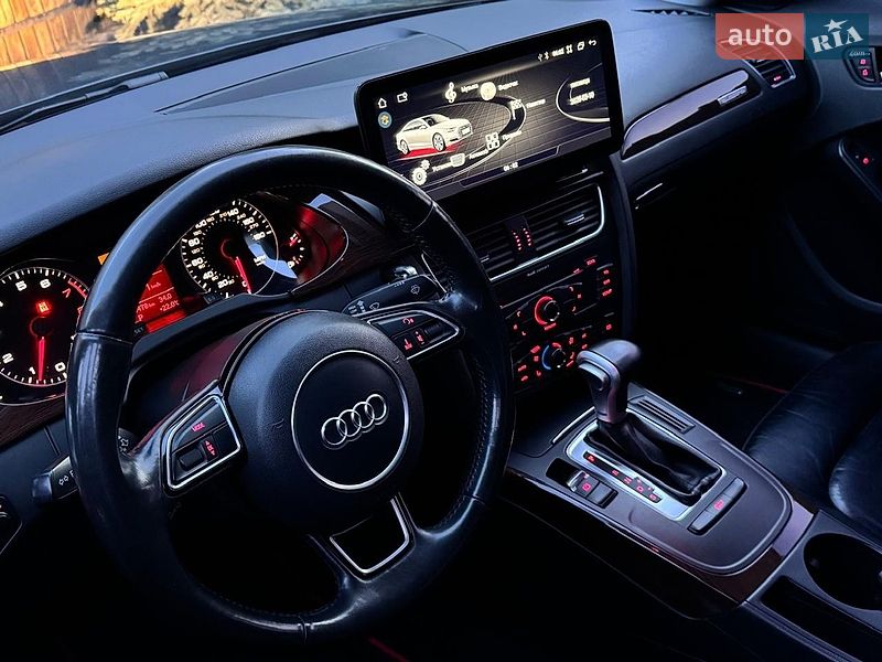 Седан Audi A4 2012 в Харькове