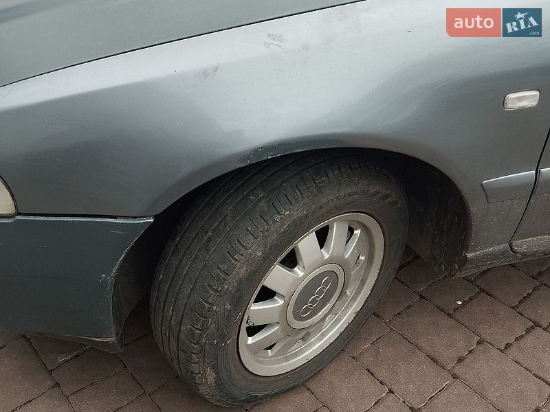 Седан Audi A4 2000 в Коломиї
