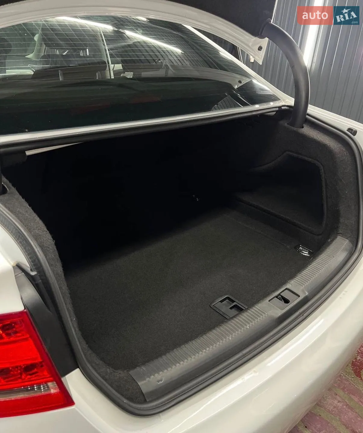 2010 Audi A4 - мініатюра 10