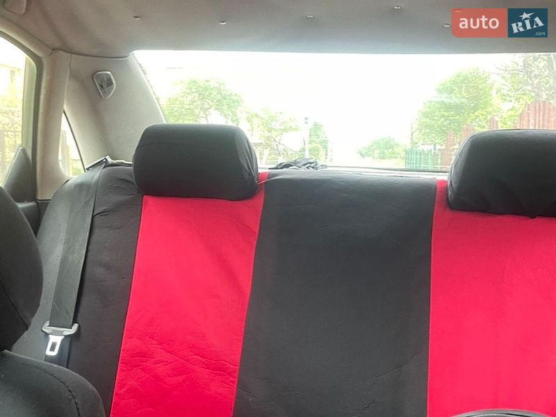 Седан Audi A4 1996 в Дрогобичі